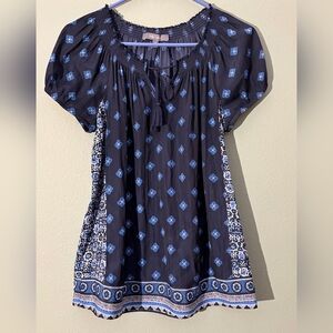 Daisy Fuentes Navy and Blue Printed Peasant Blouse - Size M